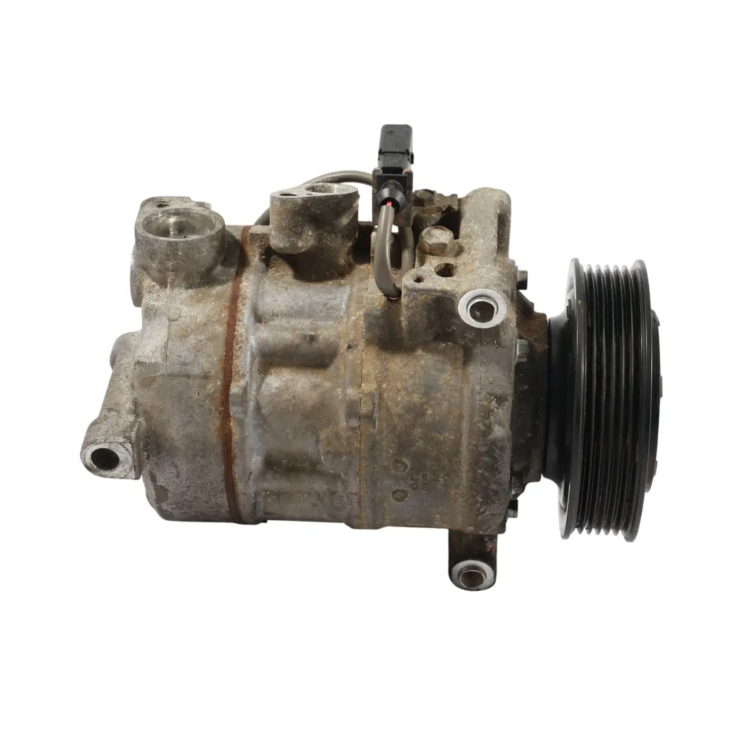 Pompa Sprężarka Klimatyzacji 3.0 TDI CLAB do Audi A4 B8 Q5 8R o numerze 8T0260805H Audi A4 B8 Q5 8R Pompa Sprężarka Klimatyzacji 3.0 TDI CLAB - SKU 8T0260805H - Numer Części 8T0260805H