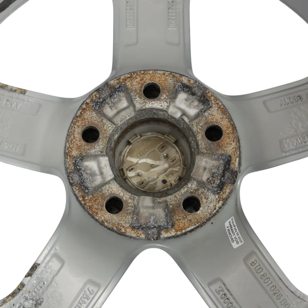 Silber Alufelge Felge 17" 7,5J ET:28 für Audi A5 8T mit Teilenummer 8T0601025BQ Audi A5 8T Silber Alufelge Felge 17" 7,5J ET:28 - SKU 8T0601025BQ-2 - Teilenummer 8T0601025BQ