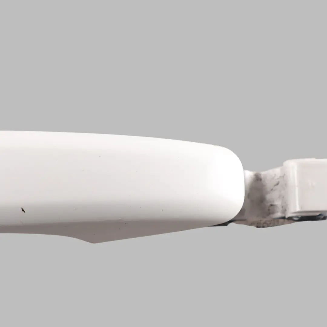 Door Grab Handle Opener Trim Front Right O/S Ibis White - Y9C to Audi A5 8T with Part number 8T0837205 Audi A5 8T Door Grab Handle Opener Trim Front Right O/S Ibis White - Y9C - SKU 8T0837205-IWH - Part number 8T0837205