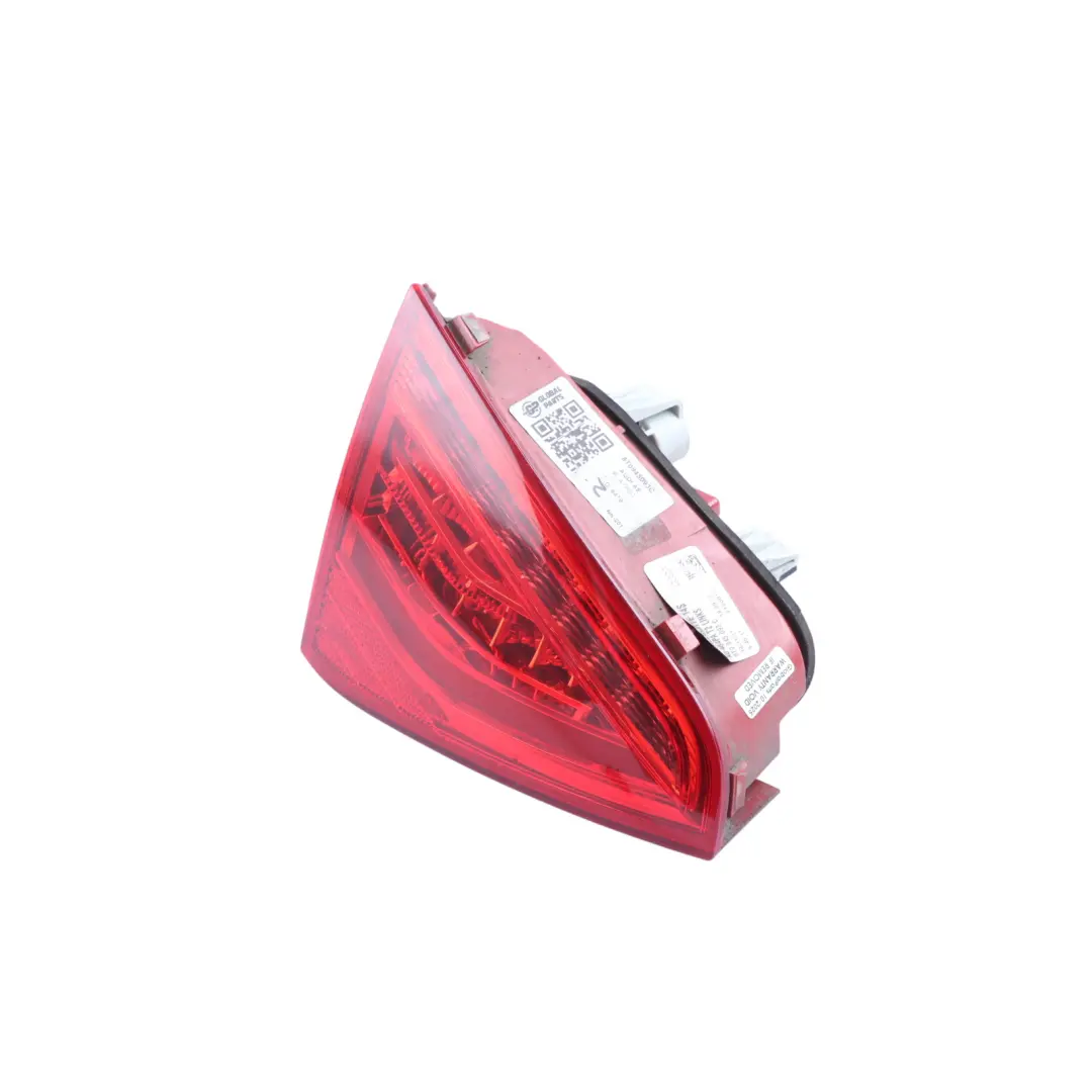 Luz Trasera Maletero Portón Trasero Luz Interior Izquierda para Audi A5 8T con número de pieza 8T0945093C Audi A5 8T Luz Trasera Maletero Portón Trasero Luz Interior Izquierda - SKU 8T0945093C - Número de pieza 8T0945093C