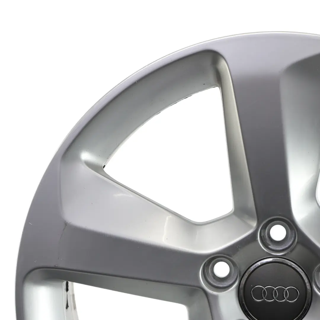Silberne Leichtmetallfelge 18" 7J ET:43 Sternspeiche für Audi Q3 8U mit Teilenummer 8U0601025G Audi Q3 8U Silberne Leichtmetallfelge 18" 7J ET:43 Sternspeiche - SKU 8U0601025G-1 - Teilenummer 8U0601025G