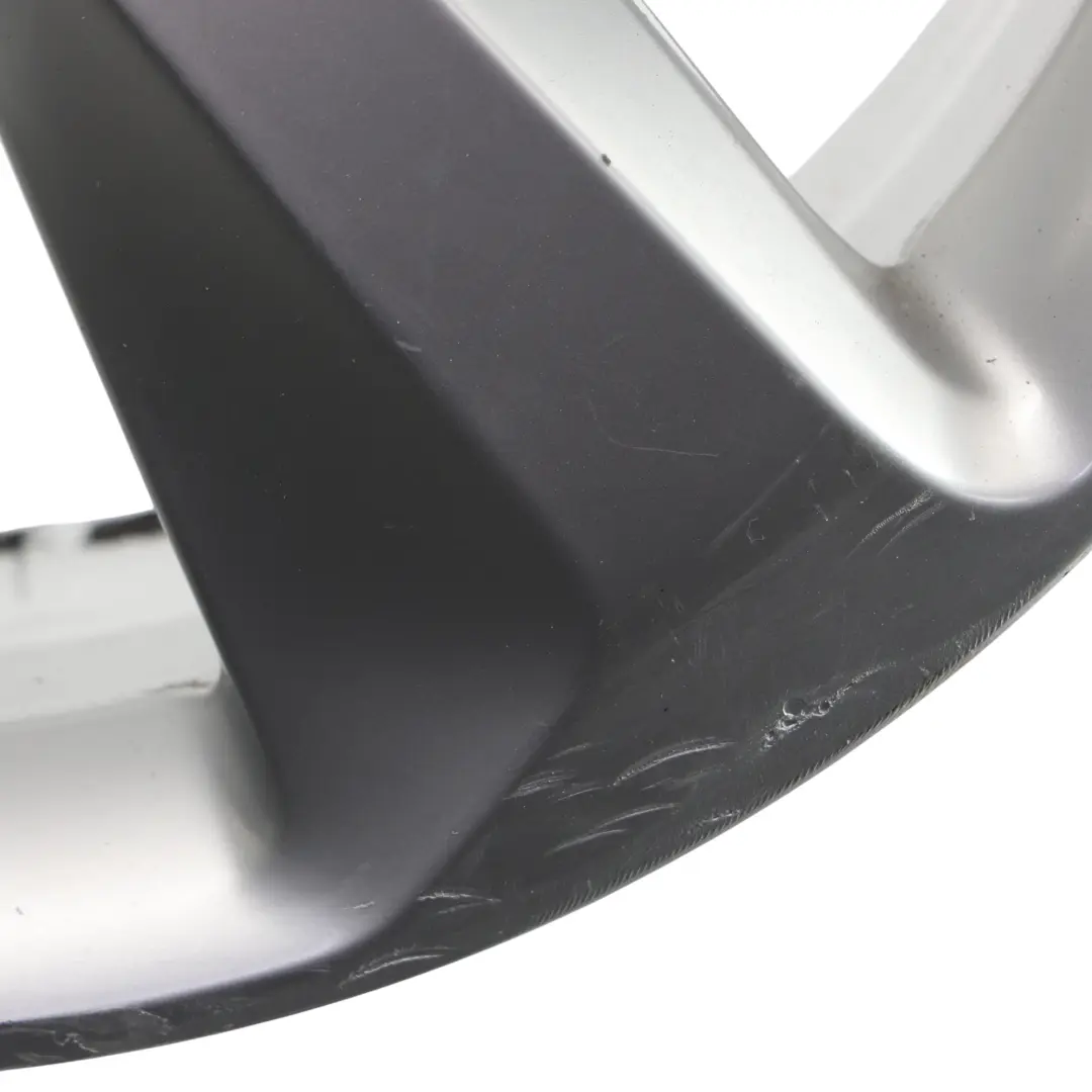 Audi Q3 8U Felga Aluminiowa Srebrna 18" 7J ET:43 - SKU 8U0601025G-1 - Numer Części 8U0601025G