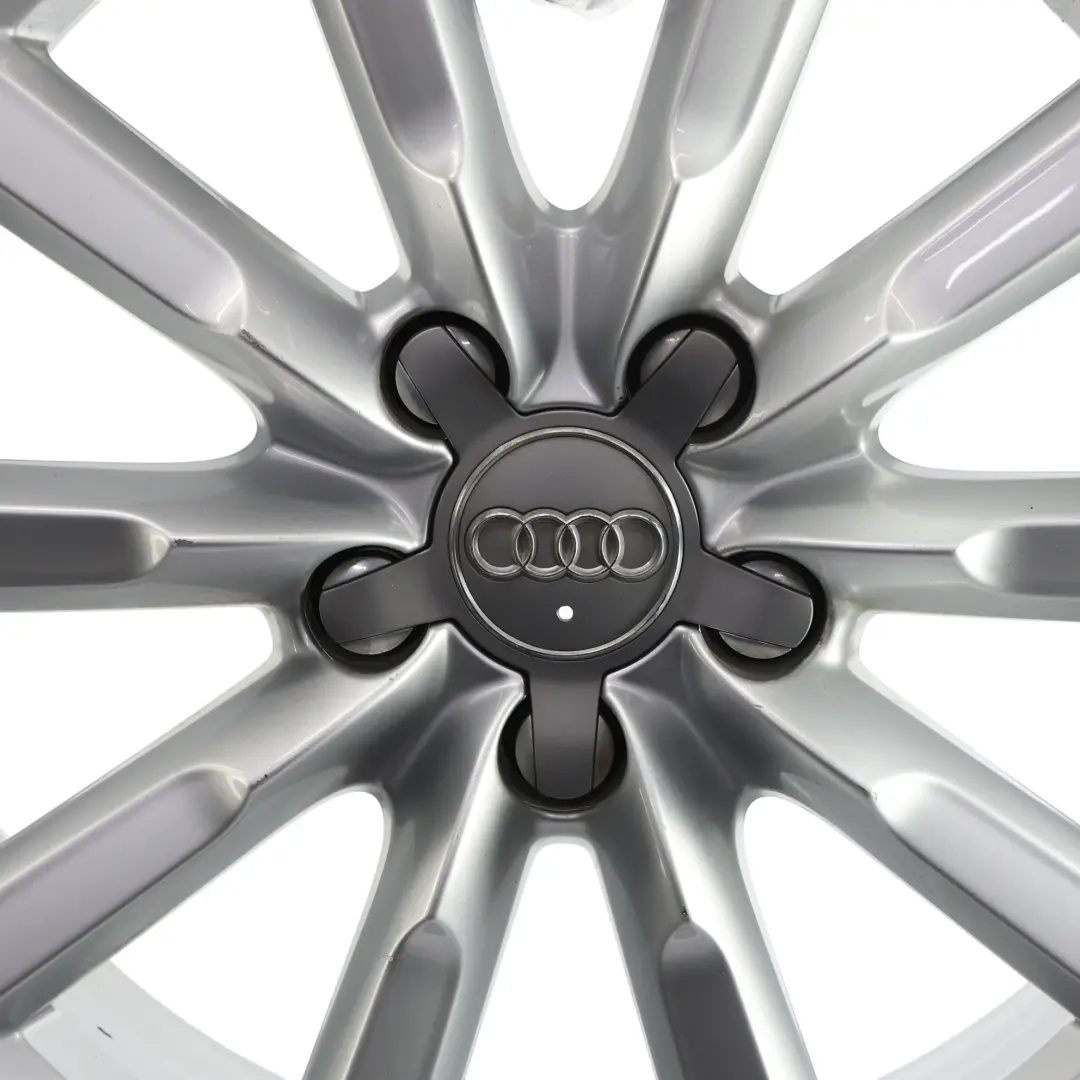 Jante argentée en alliage 17" 7J ET:43 pour Audi Q3 8U à propos du numéro de pièce 8U0601025S Audi Q3 8U Jante argentée en alliage 17" 7J ET:43 - SKU 8U0601025S-1 - Numéro de pièce 8U0601025S