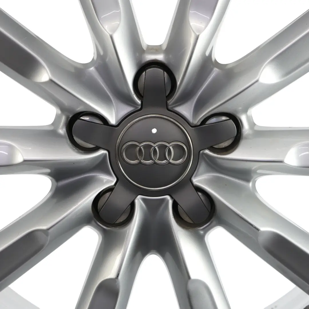 Silberne Leicht Metall Felge 17" 7J ET:43 für Audi Q3 8U mit Teilenummer 8U0601025S Audi Q3 8U Silberne Leicht Metall Felge 17" 7J ET:43 - SKU 8U0601025S-2 - Teilenummer 8U0601025S