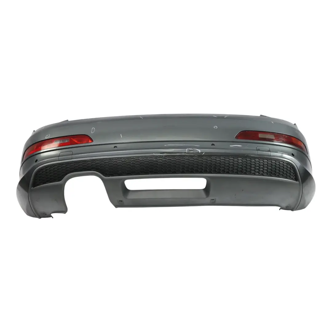 Zderzak Tylny Daytona Grey Pearl Szary Perłowy - Z7S do Audi Q3 8U o numerze 8U0807067B Audi Q3 8U Zderzak Tylny Daytona Grey Pearl Szary Perłowy - Z7S - SKU 8U0807067B-DGR - Numer Części 8U0807067B