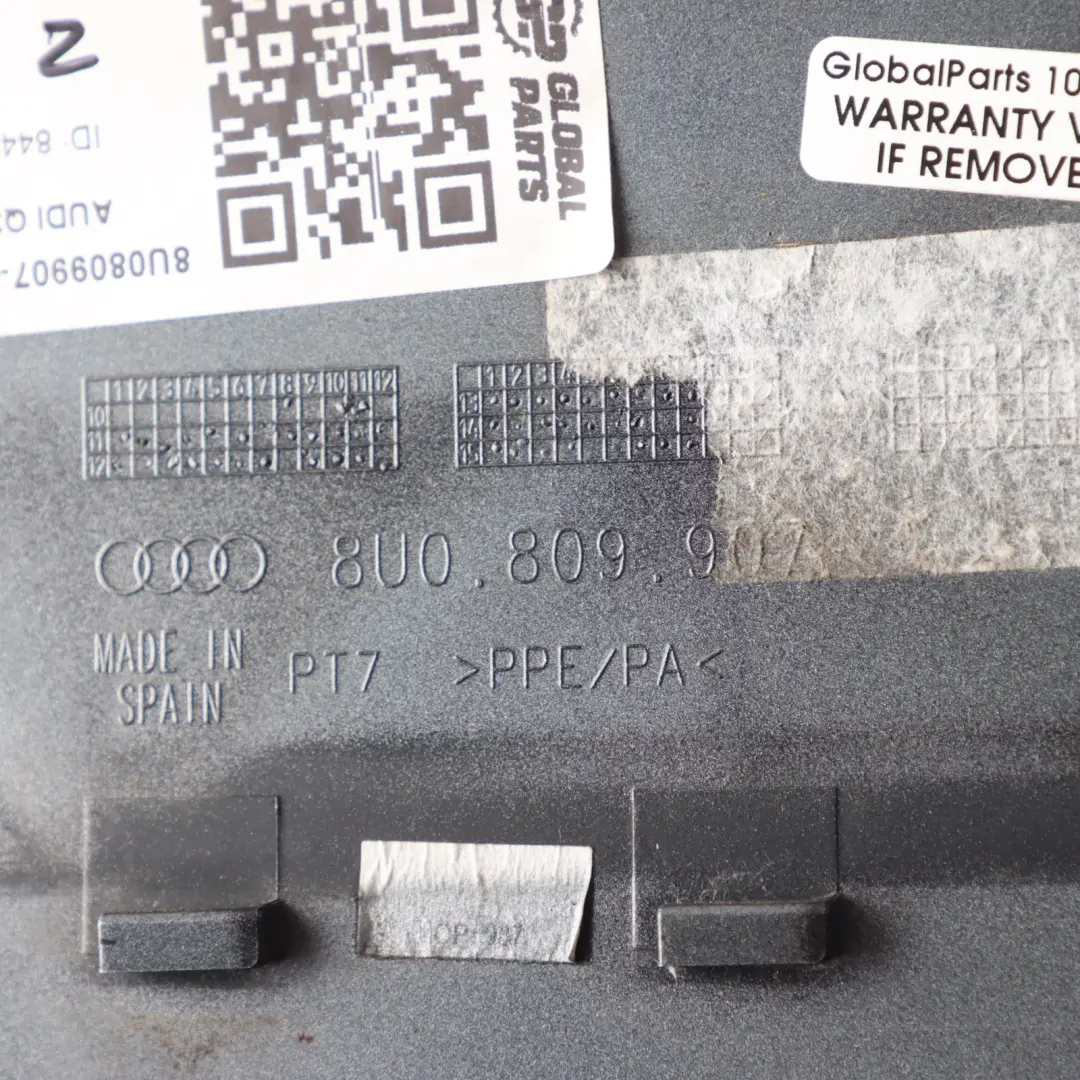 Audi Q3 8U Klapka Wlewu Paliwa Szary Monsun Metalik X7R - SKU 8U0809907-MOG - Numer Części 8U0809907