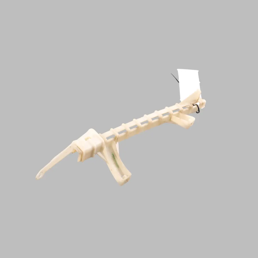 Audi Q3 8U Guía Regulador Ventana De La Puerta Trasera Izquierda - SKU 8U0839067 - Número de pieza 8U0839067