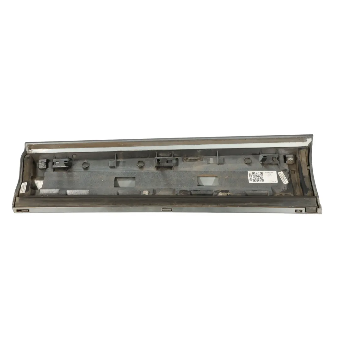 Audi Q3 8U Moulure Inférieure Porte Arrière Droite Finition Gris Mousson - X7R - SKU 8U0853970R-MOG - Numéro de pièce 8U0853970R