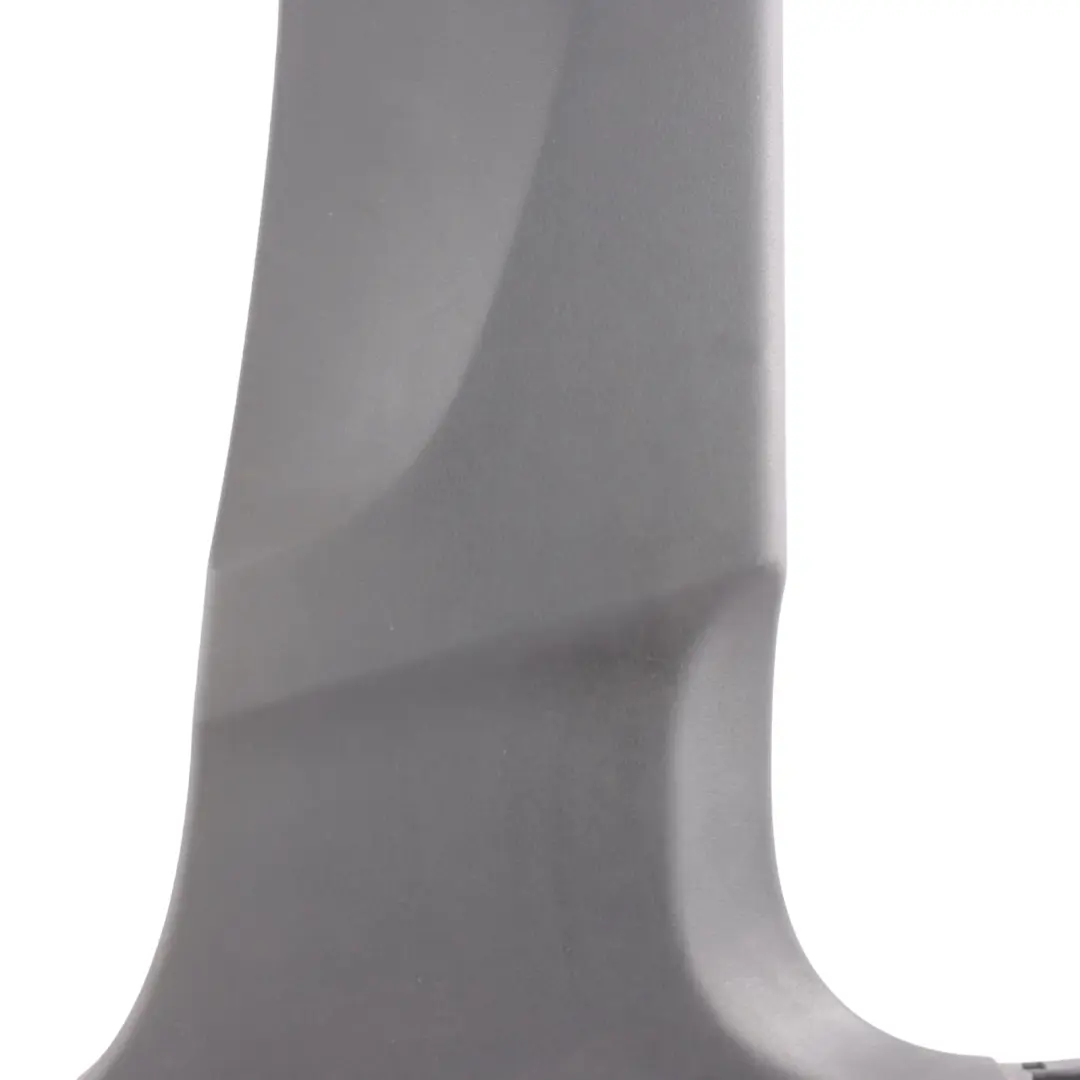 Rivestimento Pannello Montante B Inferiore Interno Destro per Audi Q3 8U con numero di parte 8U0867240 Audi Q3 8U Rivestimento Pannello Montante B Inferiore Interno Destro - SKU 8U0867240 - Numero di parte 8U0867240