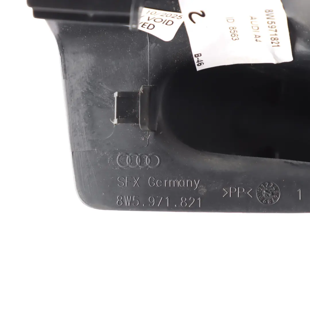 Couvercle Guide Charnière Coffre Arrière Gauche pour Audi A4 B9 à propos du numéro de pièce 8W5971821 Audi A4 B9 Couvercle Guide Charnière Coffre Arrière Gauche - SKU 8W5971821 - Numéro de pièce 8W5971821