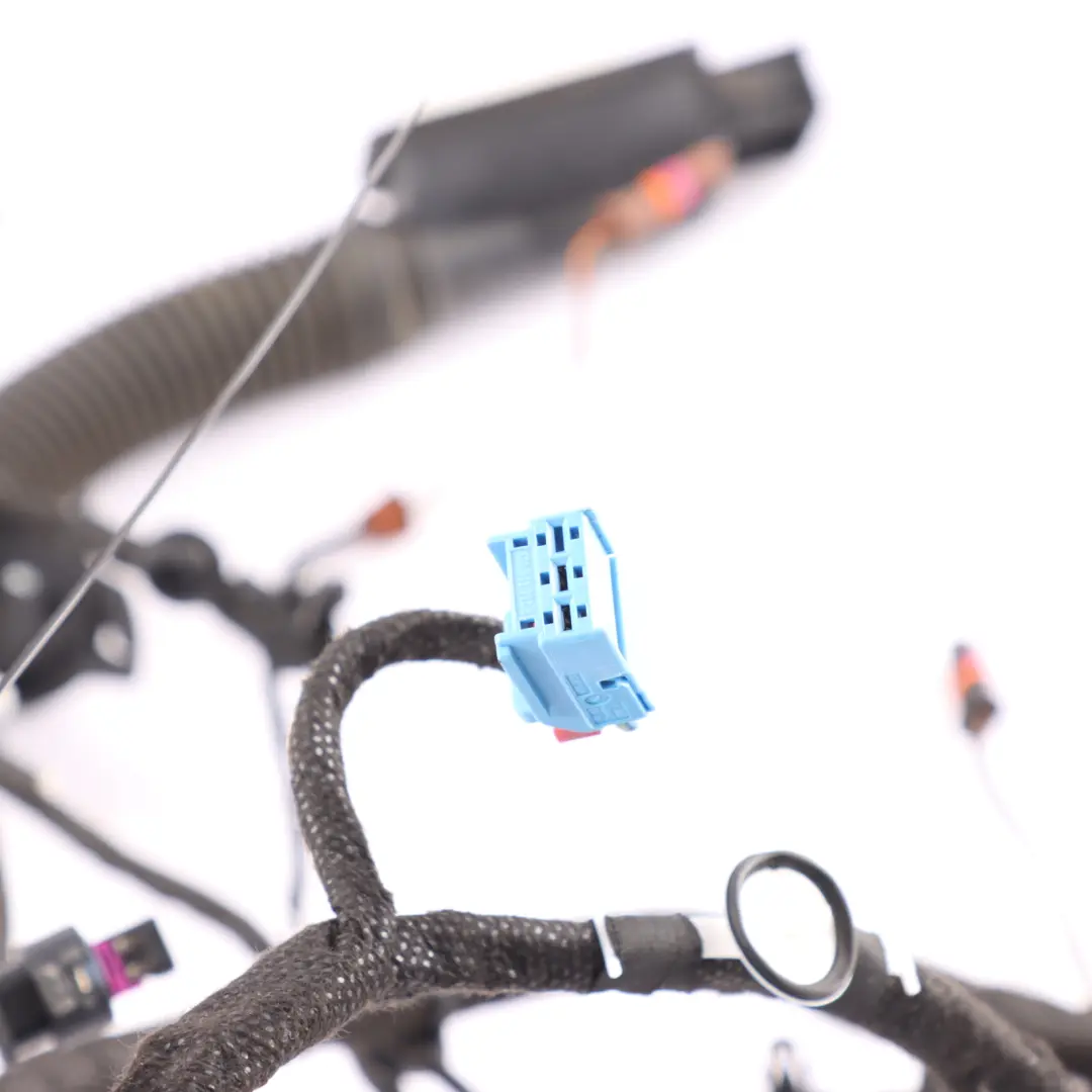 Front Door Wiring Harness Cable Driver's Side to Audi A5 F5 with Part number 8W6971029CR Audi A5 F5 Front Door Wiring Harness Cable Driver's Side - SKU 8W6971029CR - Part number 8W6971029CR