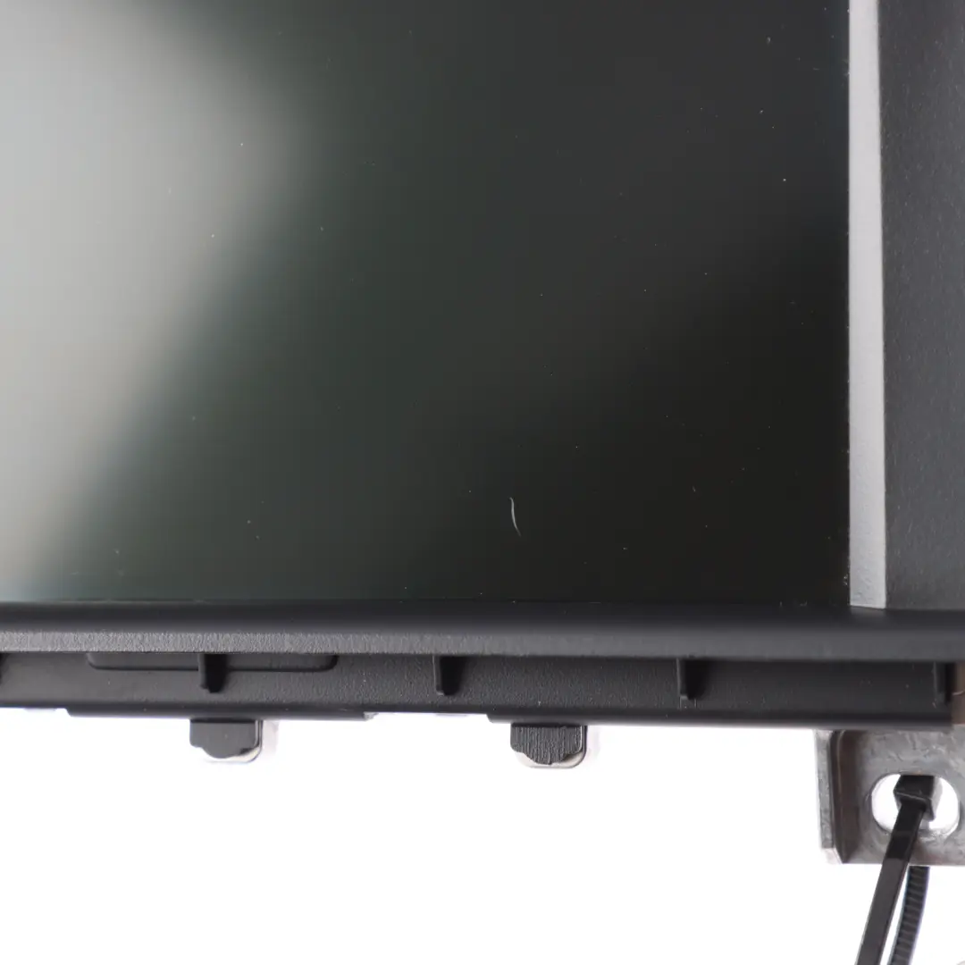 Central Information Display Screen 6,5" Control Unit to BMW F20 F21 F22 with Part number 9237539 BMW F20 F21 F22 Central Information Display Screen 6,5" Control Unit - SKU 9237539-1 - Part number 9237539