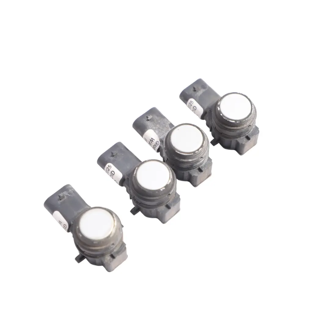 Capteurs Stationnement PDC Kit 4 Argent Glacier - A83 pour BMW F20 F21 F30 F31 à propos du numéro de pièce 9261580 BMW F20 F21 F30 F31 Capteurs Stationnement PDC Kit 4 Argent Glacier - A83 - SKU 9261580-GSB1 - Numéro de pièce 9261580