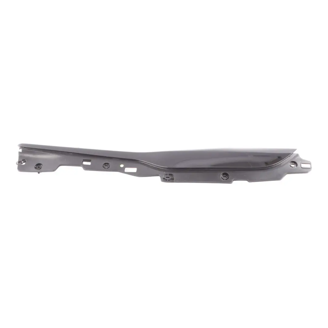 Panel Salpicadero Moldura Consola Central Derecha Negro Piano para Mini F54 con número de pieza 9340660 Mini F54 Panel Salpicadero Moldura Consola Central Derecha Negro Piano - SKU 9340660 - Número de pieza 9340660