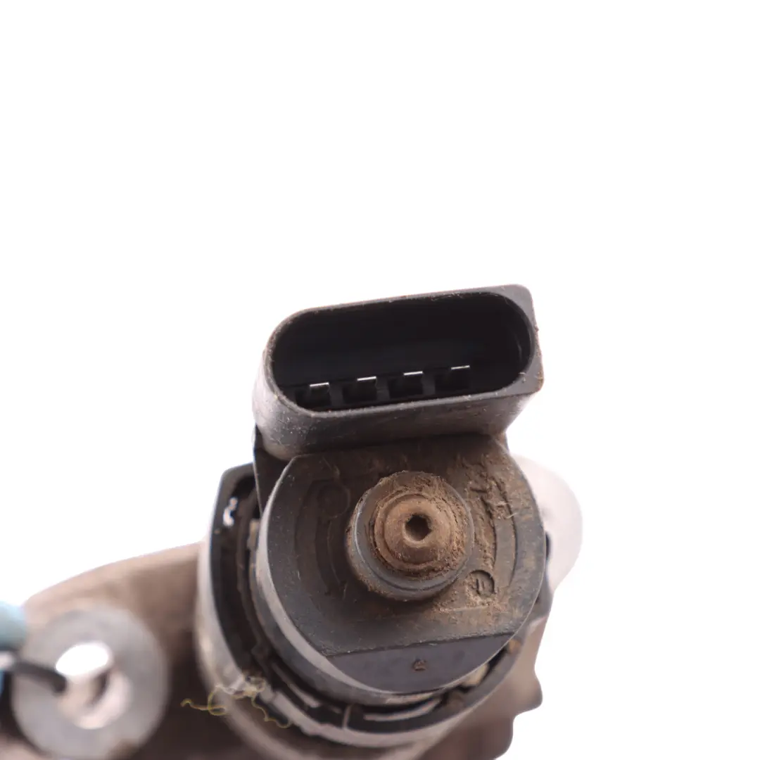 Handbrake Parking Brake Motor Rear Left N/S 95835209101 to Porsche Cayenne 92A with Part number 95835209101-1 Porsche Cayenne 92A Handbrake Parking Brake Motor Rear Left N/S 95835209101 - SKU 95835209101-1 - Part number 95835209101-1