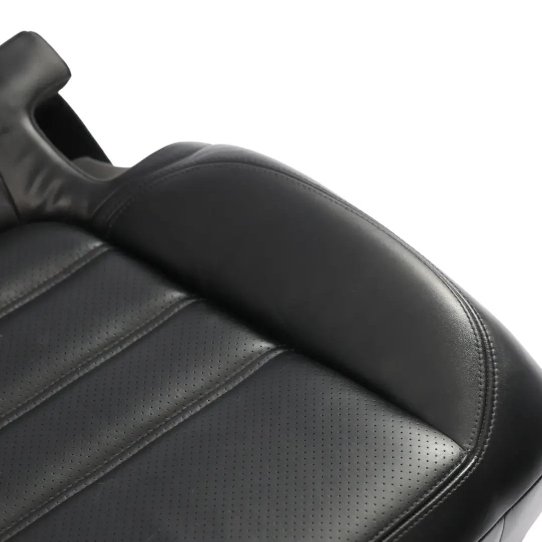 Banquette Arrière Chauffante Droite Cuir Noir pour Porsche Cayenne 92A à propos du numéro de pièce 95852240693 Porsche Cayenne 92A Banquette Arrière Chauffante Droite Cuir Noir - SKU 95852240693 - Numéro de pièce 95852240693