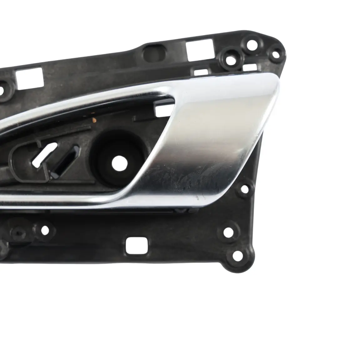 Apriporta Posteriore Sinistro Scheda Porta Maniglia Interna per Porsche Cayenne 92A con numero di parte 95855501903 Porsche Cayenne 92A Apriporta Posteriore Sinistro Scheda Porta Maniglia Interna - SKU 95855501903 - Numero di parte 95855501903