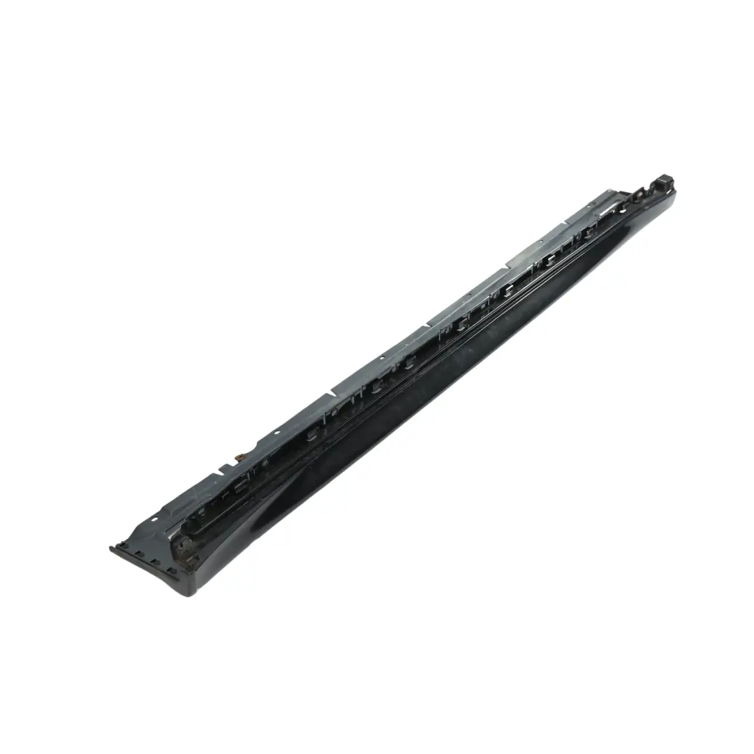 Porsche Cayenne 92A Listón De Umbral De Faldón Lateral Derecho Jet Black - C9X - SKU 95855955400-JBL - Número de pieza 95855955400