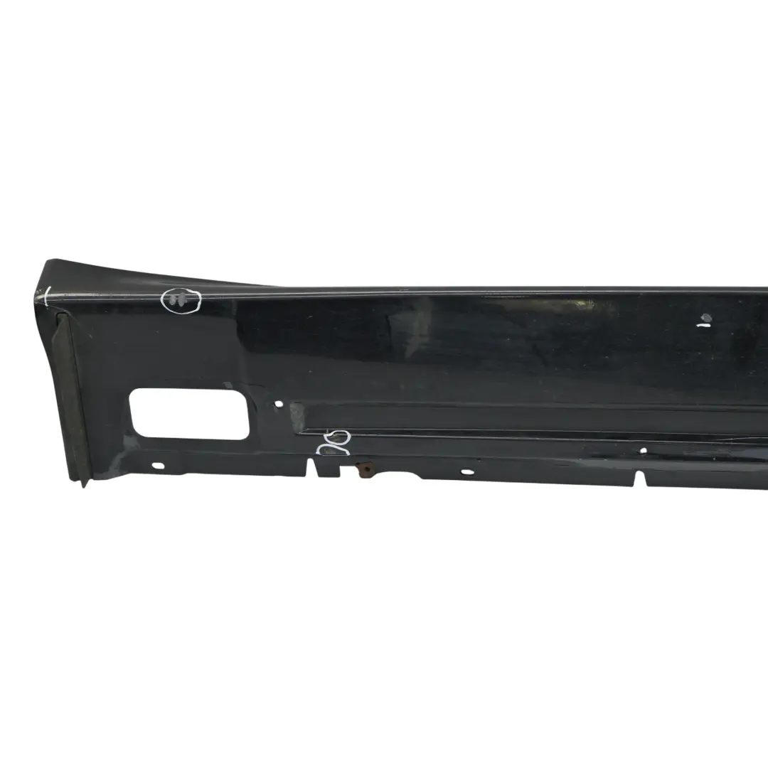 Porsche Cayenne 92A Listón De Umbral De Faldón Lateral Derecho Jet Black - C9X - SKU 95855955400-JBL - Número de pieza 95855955400