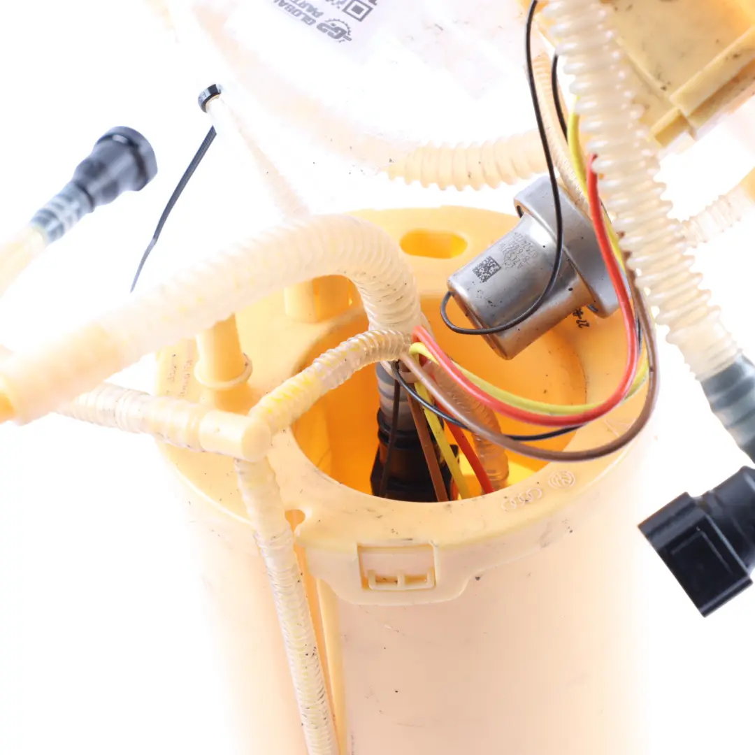 Porsche Cayenne 92A Fuel Pump Sender Unit Right O/S 3.0 TDI Diesel 7P6919679 - SKU 95862013216 - Part number 95862013216