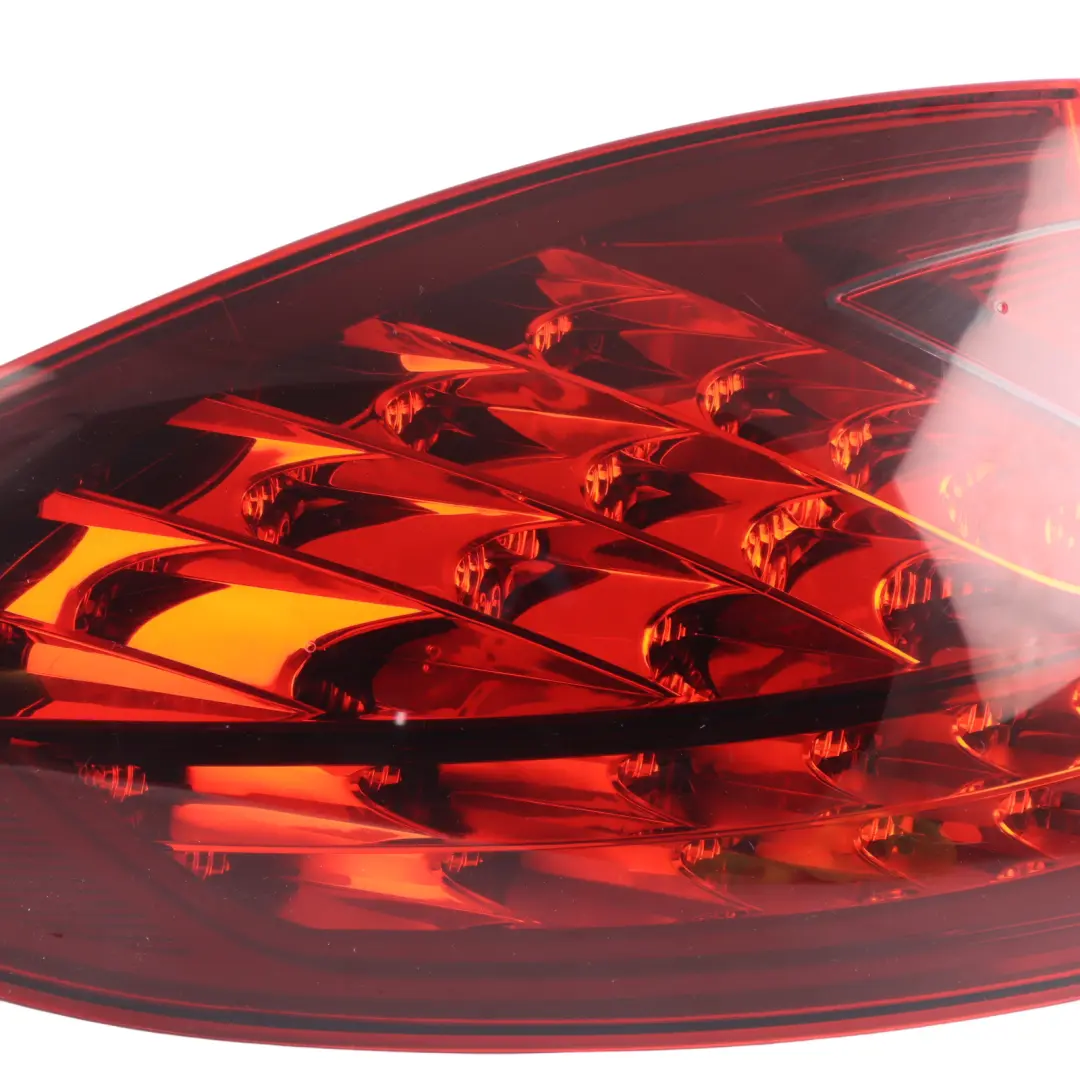 Porsche Cayenne 92A Lampa Tylna Zewnętrzna Lewy Tył - SKU 95863109522 - Numer Części 95863109522