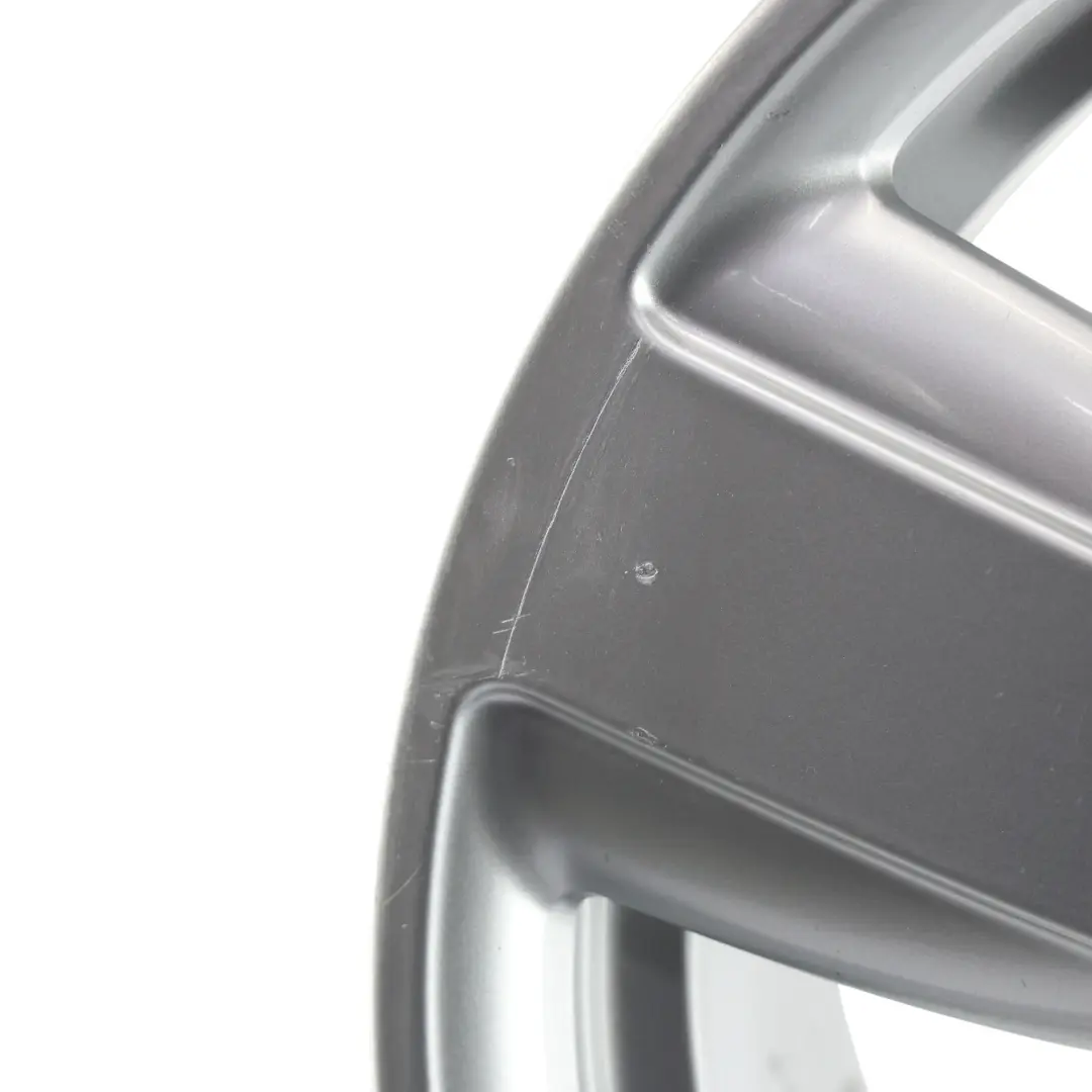 Jante argentée alliage 16" 6,5J ET:46 5 Star Air Spoke 140 pour Mini R60 R61 à propos du numéro de pièce 9811729 Mini R60 R61 Jante argentée alliage 16" 6,5J ET:46 5 Star Air Spoke 140 - SKU 9811729-1 - Numéro de pièce 9811729