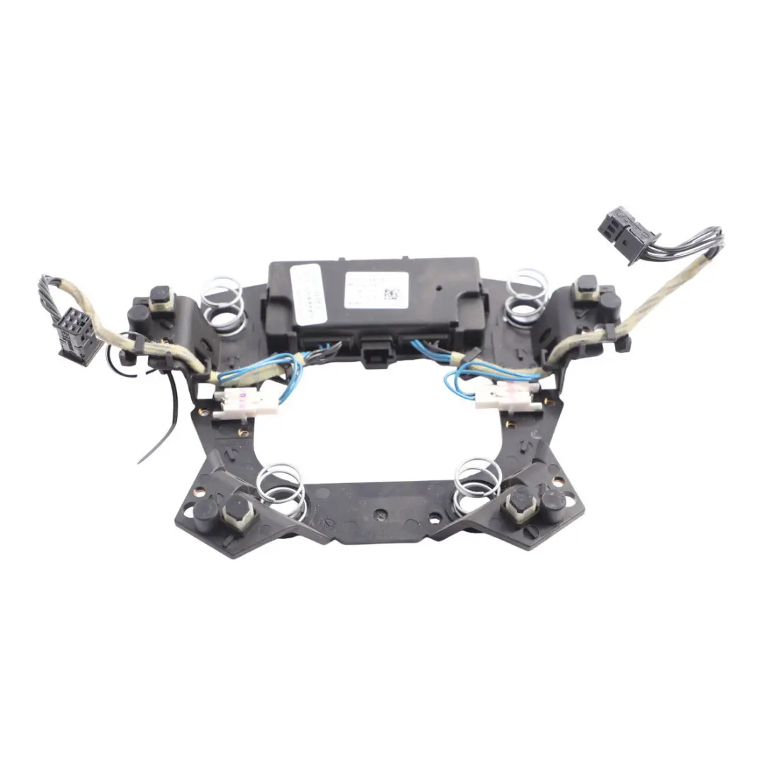 Steering Wheel Air Module Bracket Carrier to Mercedes ML W164 W251 with Part number A0008605202 Mercedes ML W164 W251 Steering Wheel Air Module Bracket Carrier - SKU A0008605202-1 - Part number A0008605202