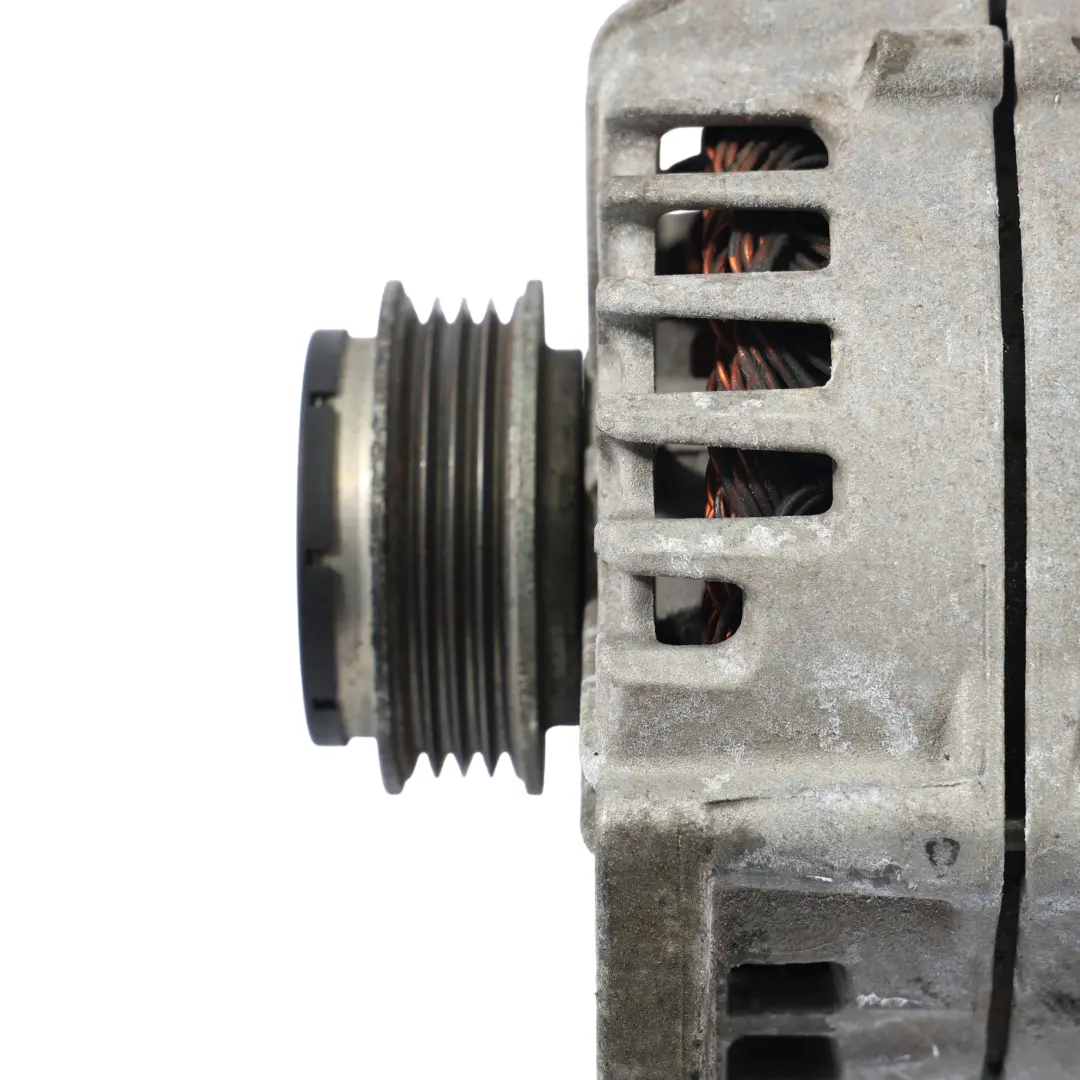 C63 Alternateur Générateur 14 V 200 A Moteur Essence pour Mercedes W205 à propos du numéro de pièce A0009061705 Mercedes W205 C63 Alternateur Générateur 14 V 200 A Moteur Essence - SKU A0009061705 - Numéro de pièce A0009061705