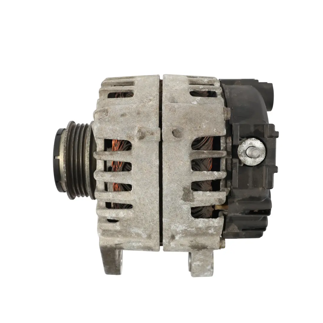 C63 Motor Gasolina 14V 200A Alternador Electrógeno para Mercedes W205 con número de pieza A0009061705 Mercedes W205 C63 Motor Gasolina 14V 200A Alternador Electrógeno - SKU A0009061705 - Número de pieza A0009061705