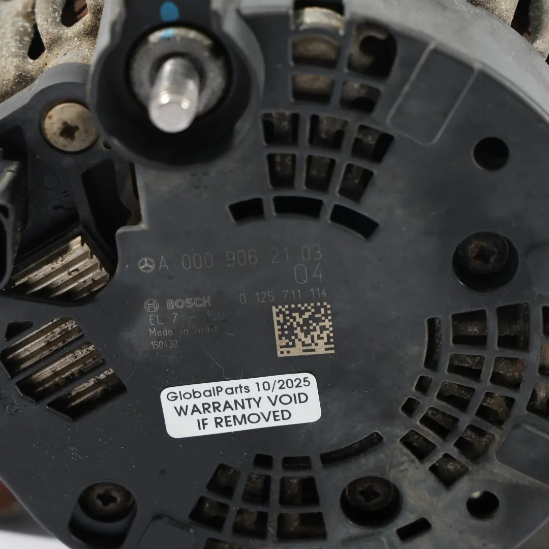 Alternatore Generatore Motore Benzina Valeo 150A 14V per Mercedes W205 con numero di parte A0009062103 Mercedes W205 Alternatore Generatore Motore Benzina Valeo 150A 14V - SKU A0009062103 - Numero di parte A0009062103