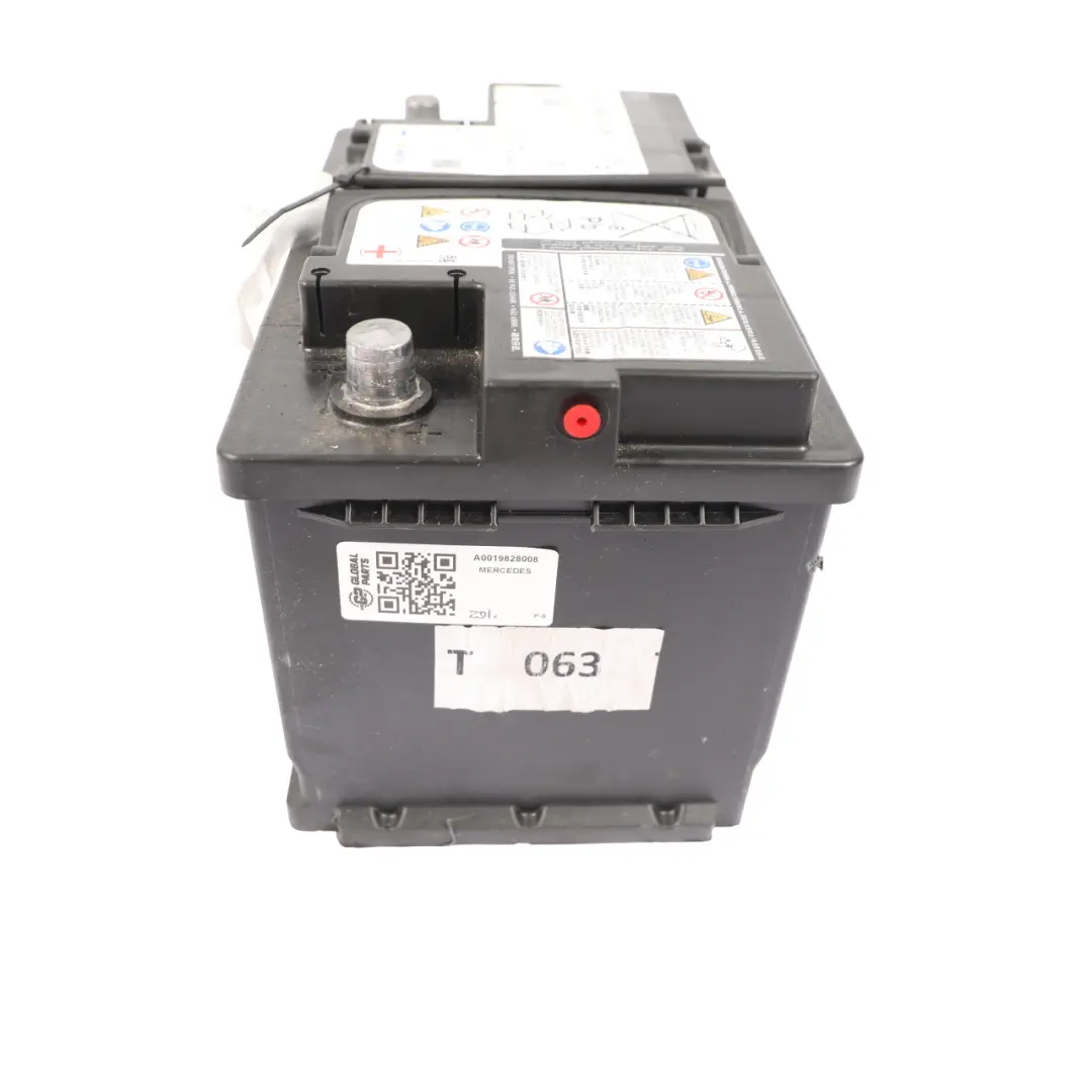 AGM Accumulator Battery 70Ah 720A 12V Varta to Mercedes with Part number A0019828008 Mercedes AGM Accumulator Battery 70Ah 720A 12V Varta - SKU A0019828008 - Part number A0019828008