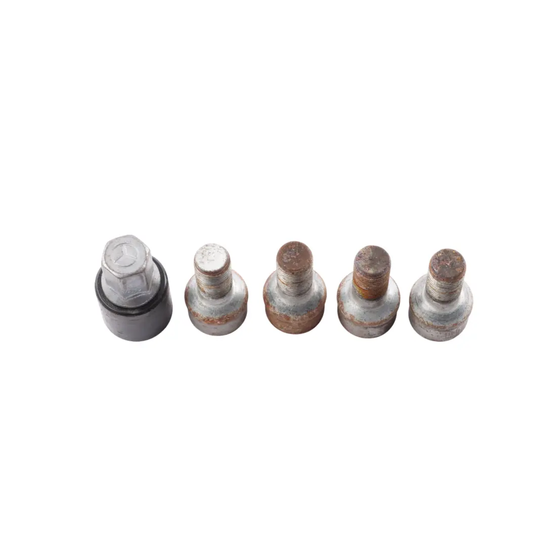 Bulloni sicurezza Mercedes W176 W204 W205 posteriore anteriore Set per con numero di parte A0019901607 Bulloni sicurezza Mercedes W176 W204 W205 posteriore anteriore Set - SKU A0019901607-7 - Numero di parte A0019901607