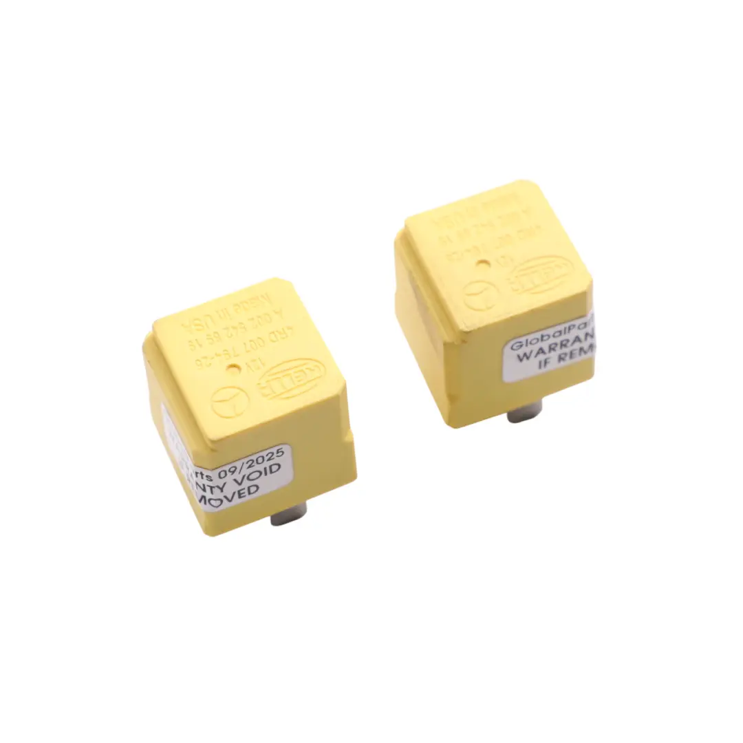 Relais 5-Pin Gelb Hella 12V SET X2 für Mercedes W176 W246 mit Teilenummer A0025428919 Mercedes W176 W246 Relais 5-Pin Gelb Hella 12V SET X2 - SKU A0025428919-1 - Teilenummer A0025428919