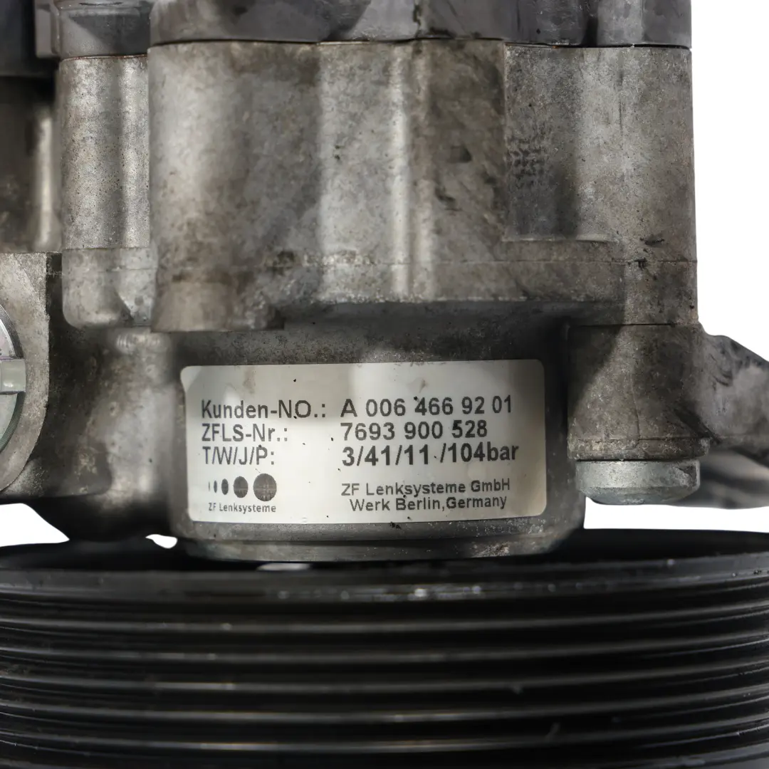 Mercedes W204 W207 Power Steering Pump Unit OM651 Diesel 2WD - SKU A0064669201 - Part number A0064669201
