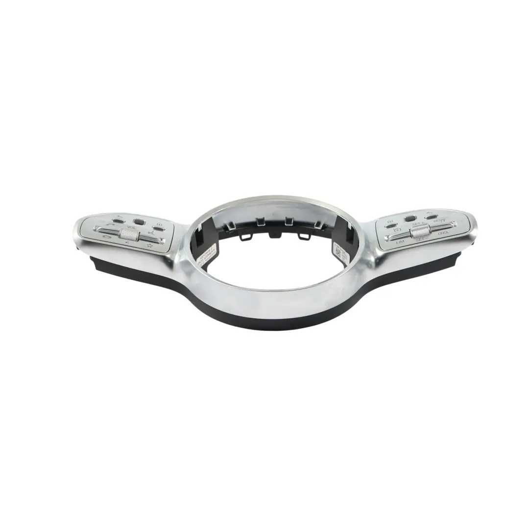 Osłona Kierownicy Przyciski Multifunkcji do Mercedes W205 o numerze A0999051304 Mercedes W205 Osłona Kierownicy Przyciski Multifunkcji - SKU A0999051304 - Numer Części A0999051304