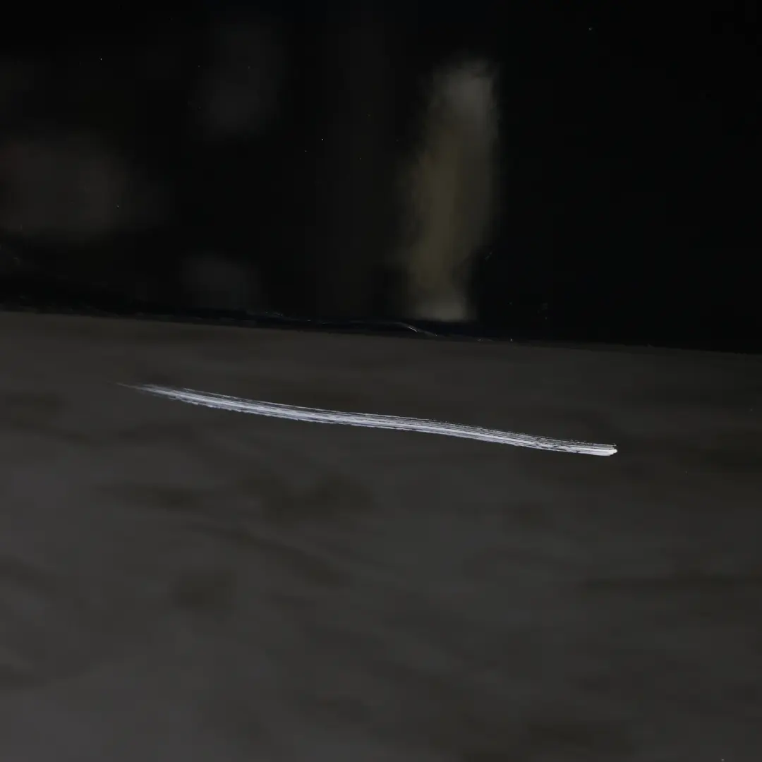 Porta Posteriore Sinistra Kosmos Black Metallic - 191 per Mercedes CLA X118 con numero di parte A1187306900 Mercedes CLA X118 Porta Posteriore Sinistra Kosmos Black Metallic - 191 - SKU A1187306900-KB - Numero di parte A1187306900