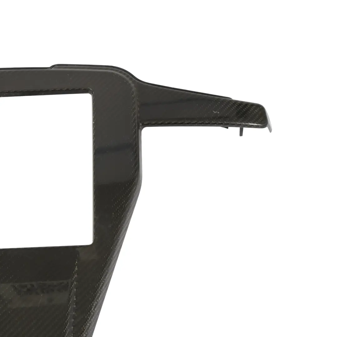 Copertura Superiore Motore Carbonio M157 per Mercedes W212 C216 63 AMG con numero di parte A1570105800 Mercedes W212 C216 63 AMG Copertura Superiore Motore Carbonio M157 - SKU A1570105800 - Numero di parte A1570105800