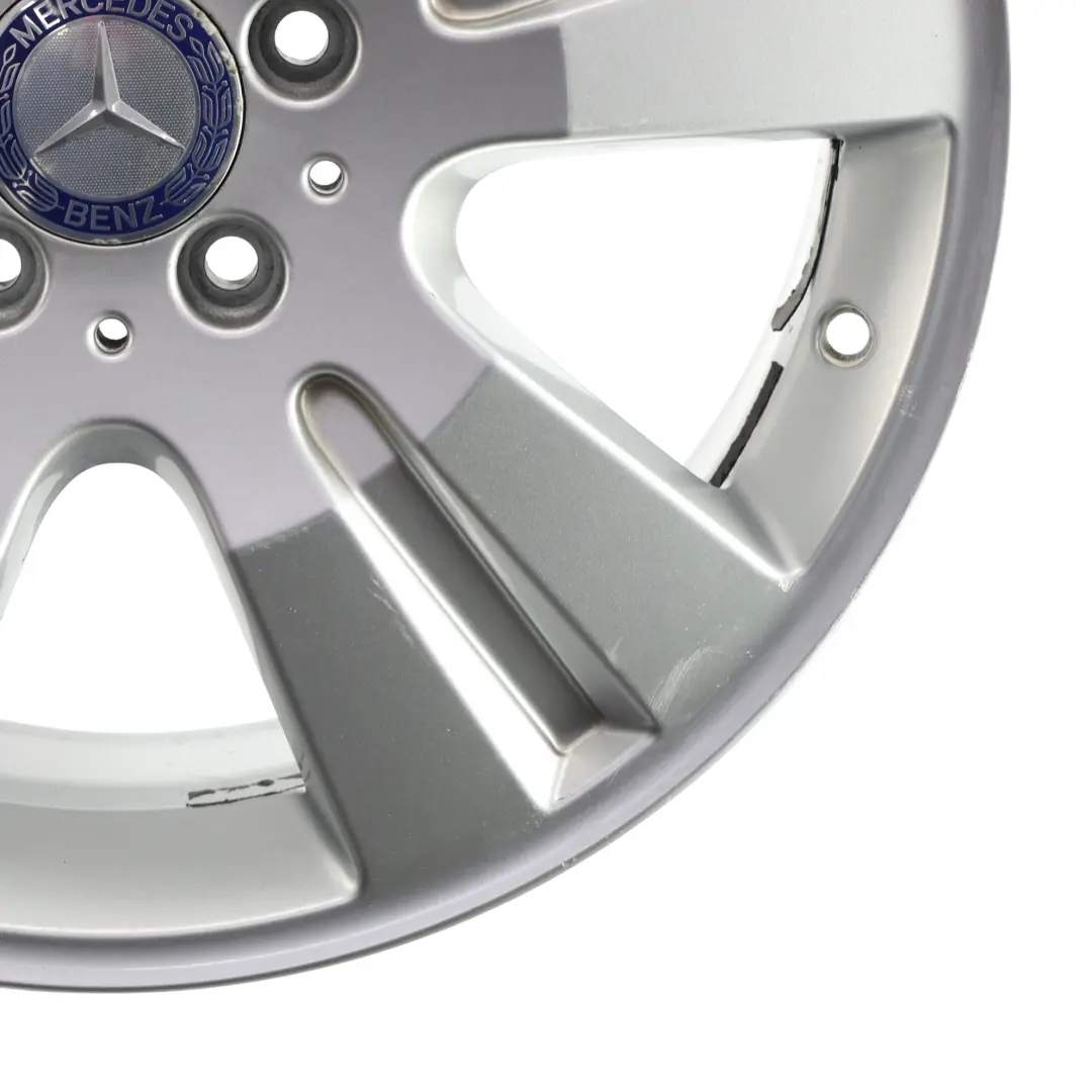 Silberne Leichtmetallfelge 18" 8J ET:60 5-Speichen für Mercedes ML W164 mit Teilenummer A1644014602 Mercedes ML W164 Silberne Leichtmetallfelge 18" 8J ET:60 5-Speichen - SKU A1644014602-2 - Teilenummer A1644014602