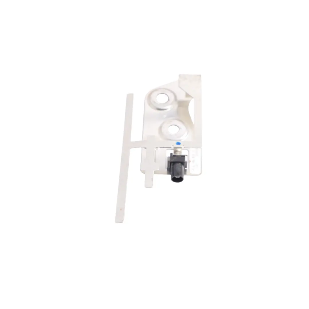 Amplificateur Antenne Aérienne pour Mercedes ML W166 W204 W212 à propos du numéro de pièce A1648202175 Mercedes ML W166 W204 W212 Amplificateur Antenne Aérienne - SKU A1648202175 - Numéro de pièce A1648202175