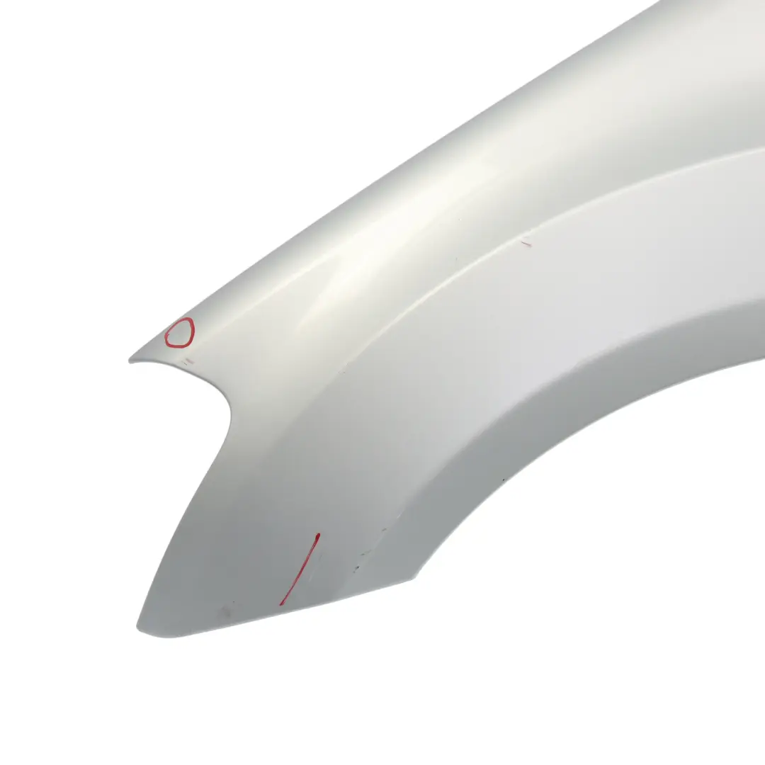 Seitenverkleidung Vorne Links Kotflügel Iridium Silber - 775 für Mercedes ML W164 mit Teilenummer A1648810101 Mercedes ML W164 Seitenverkleidung Vorne Links Kotflügel Iridium Silber - 775 - SKU A1648810101-IRS1 - Teilenummer A1648810101