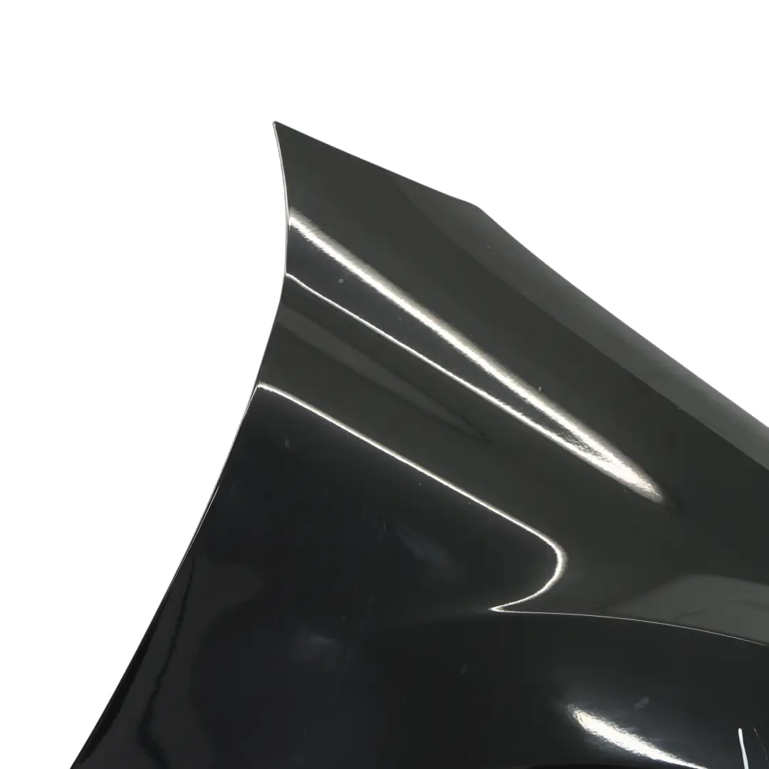 Pannello laterale anteriore destro Obsidian Black Nero - 197 per Mercedes ML W164 con numero di parte A1648810201 Mercedes ML W164 Pannello laterale anteriore destro Obsidian Black Nero - 197 - SKU A1648810201-OB1 - Numero di parte A1648810201