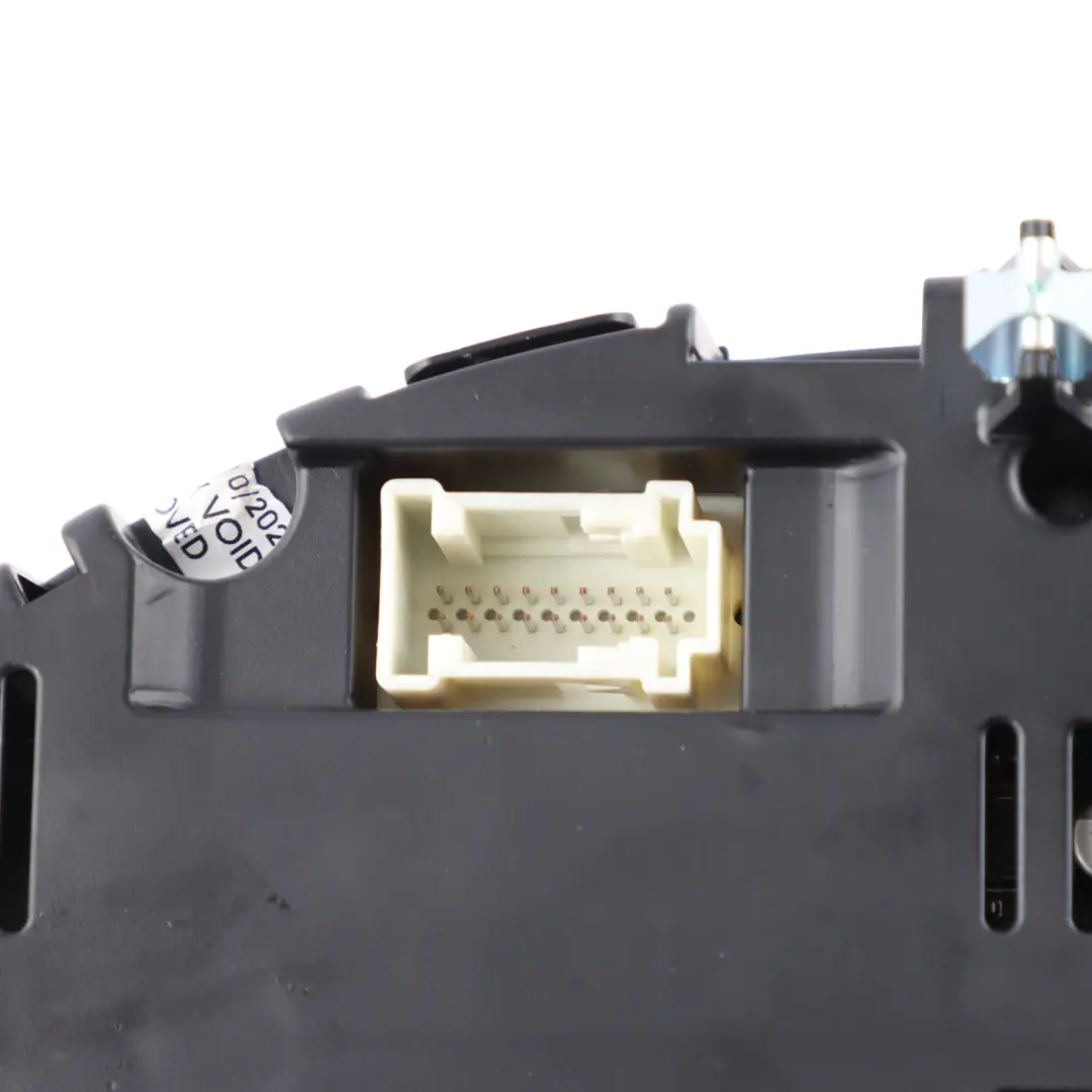 Instrument Cluster Speedometer Petrol Automatic to Mercedes ML W166 with Part number A1669009706 Mercedes ML W166 Instrument Cluster Speedometer Petrol Automatic - SKU RHD-A1669009706 - Part number A1669009706