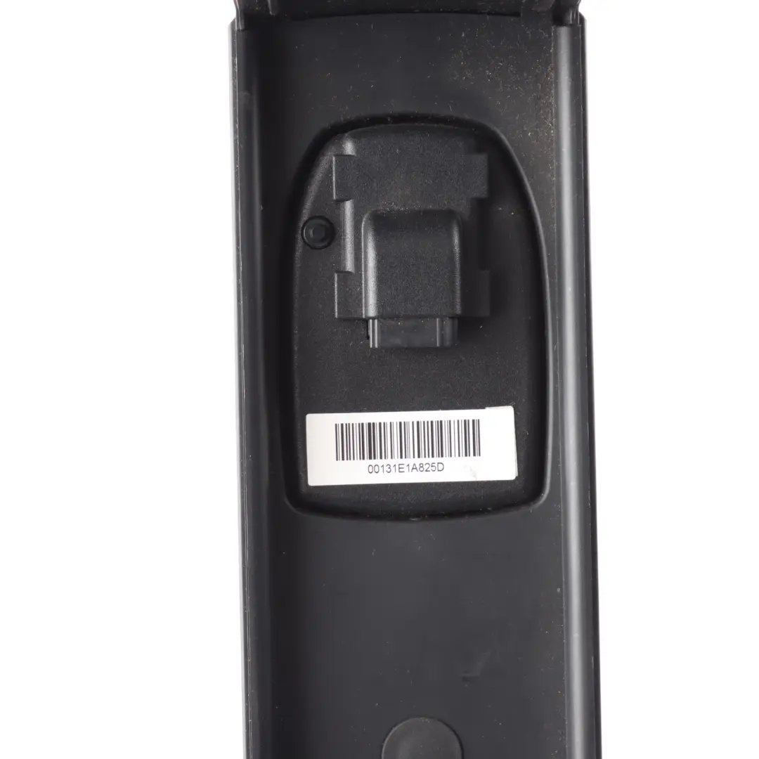 Almacenamiento Guantera Consola para Mercedes W169 W245 con número de pieza A1696800035 Mercedes W169 W245 Almacenamiento Guantera Consola - SKU A1696800035 - Número de pieza A1696800035