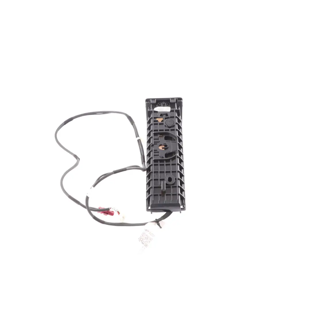 Vano portaoggetti Console per Mercedes W169 W245 con numero di parte A1696800035 Mercedes W169 W245 Vano portaoggetti Console - SKU A1696800035 - Numero di parte A1696800035