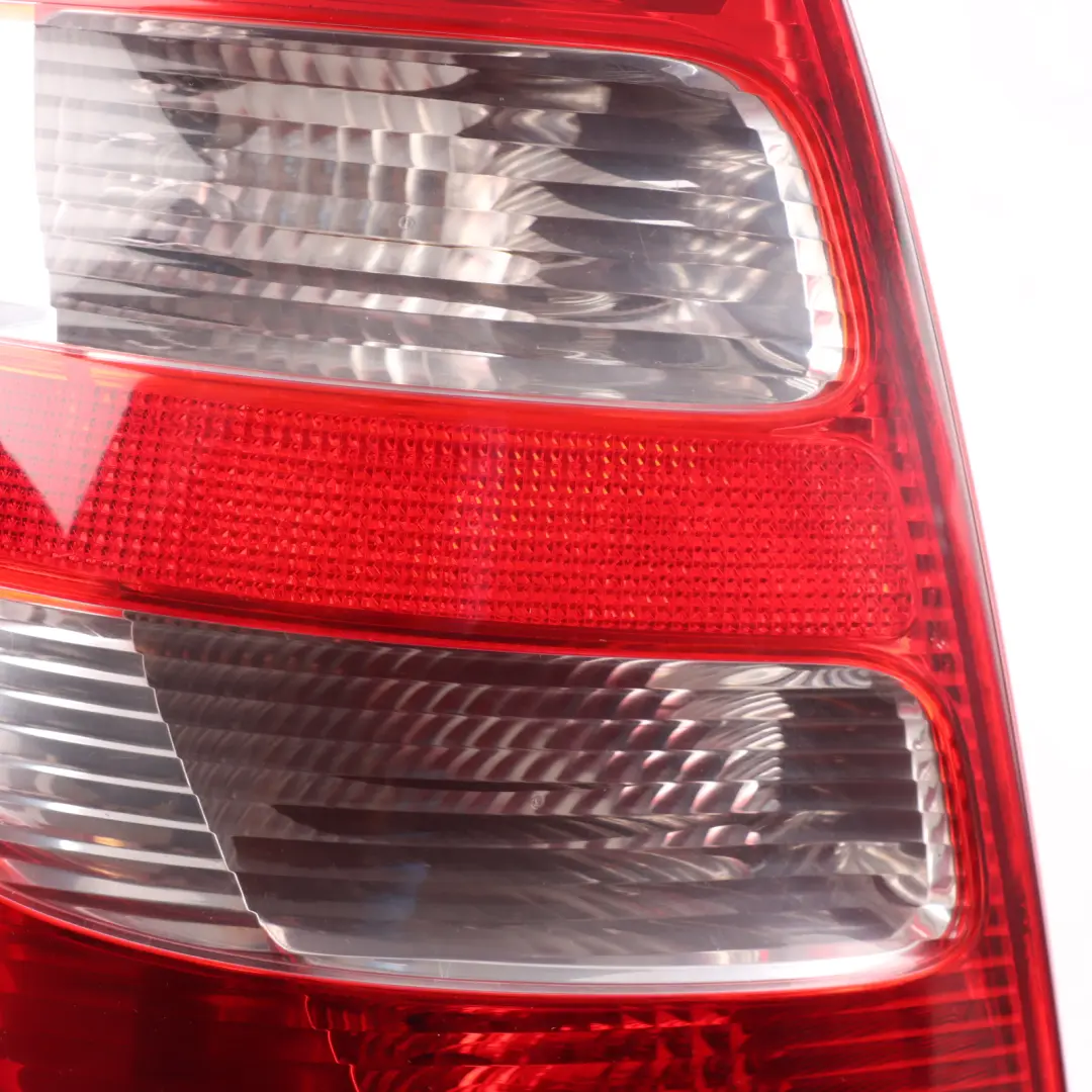 Mercedes W169 Feu arrière gauche Panneau latéral du feu arrière - SKU A1698200364 - Numéro de pièce A1698200364