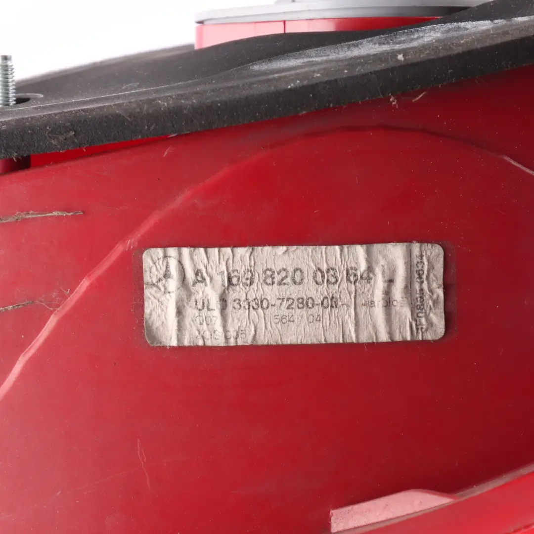 Mercedes W169 Fanalino di coda posteriore sinistro Pannello laterale - SKU A1698200364 - Numero di parte A1698200364