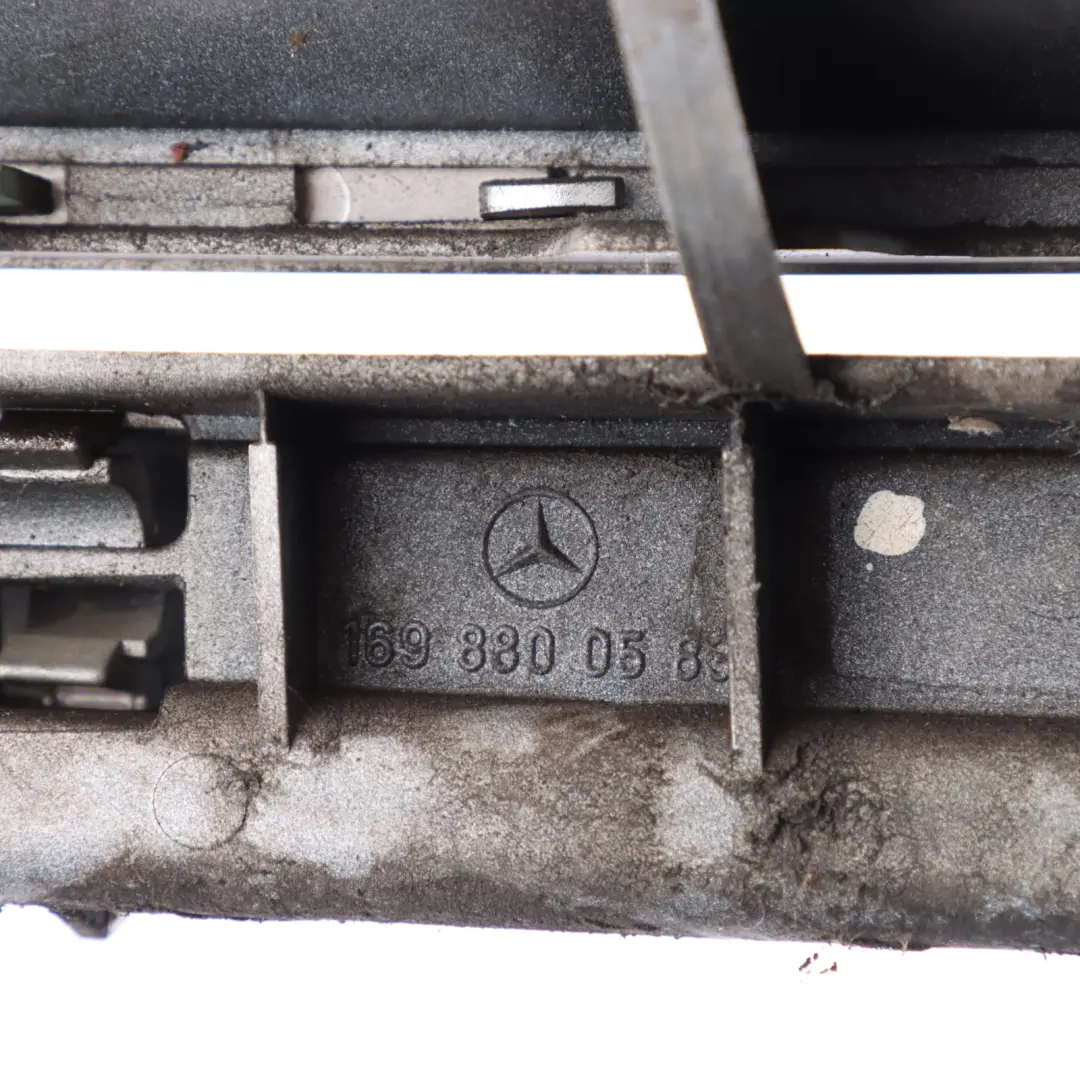 Mercedes W169 Capó Delantero Capó Radiador Rejilla Cubre Viga - SKU A1698800583 - Número de pieza A1698800583