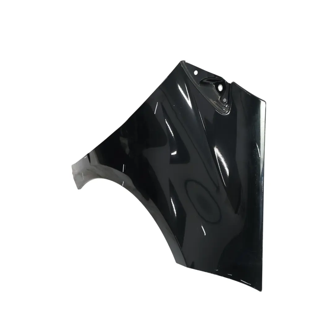 Panel Lateral Derecho Delantero Guardabarros Tropical Negro - 160 para Mercedes W169 con número de pieza A1698810201 Mercedes W169 Panel Lateral Derecho Delantero Guardabarros Tropical Negro - 160 - SKU A1698810201-TBL - Número de pieza A1698810201