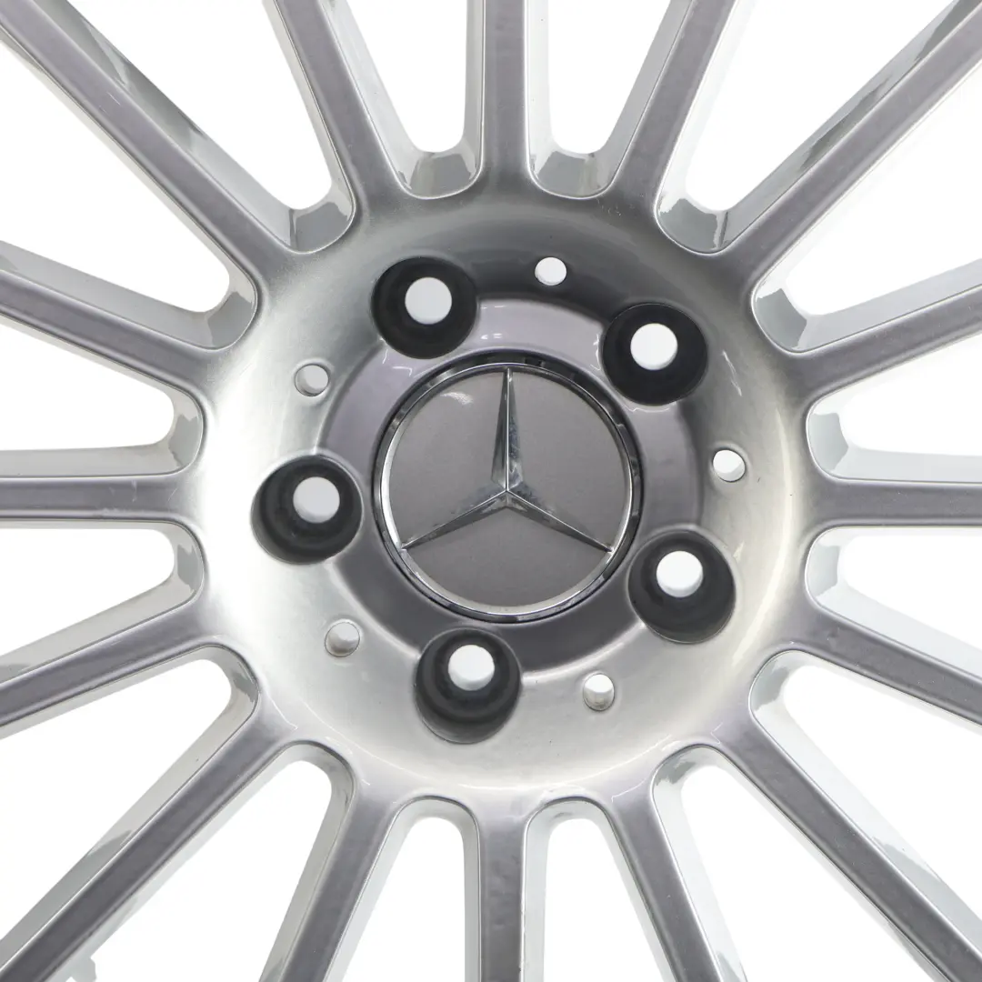 Argento Cerchio In Lega 18" 8.5J ET:30 per Mercedes SLK R171 AMG con numero di parte A1714011902 Mercedes SLK R171 AMG Argento Cerchio In Lega 18" 8.5J ET:30 - SKU A1714011902-4 - Numero di parte A1714011902