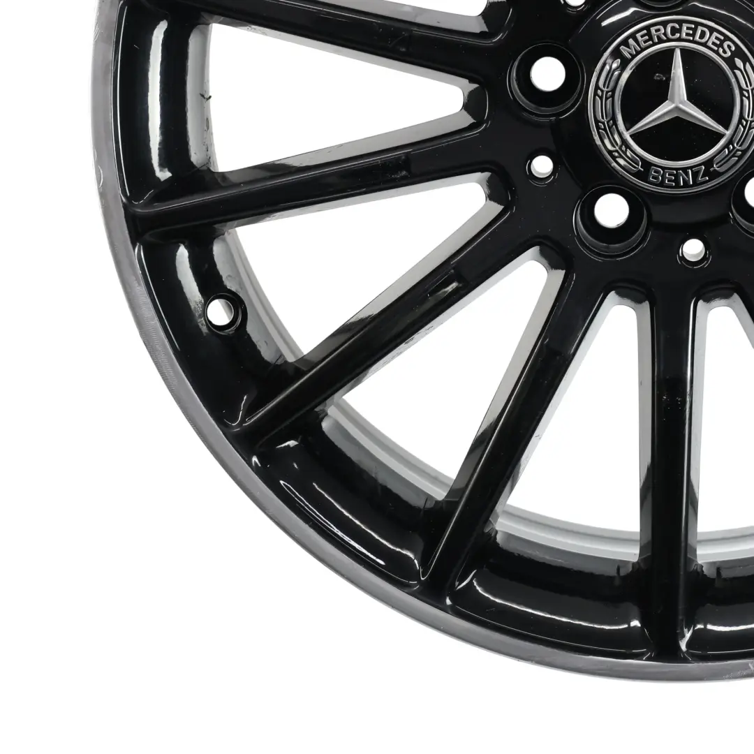 Cerchio in lega nero 18" ET:52 7.5J per Mercedes W176 W246 AMG con numero di parte A1764010200 Mercedes W176 W246 AMG Cerchio in lega nero 18" ET:52 7.5J - SKU A1764010200-1 - Numero di parte A1764010200